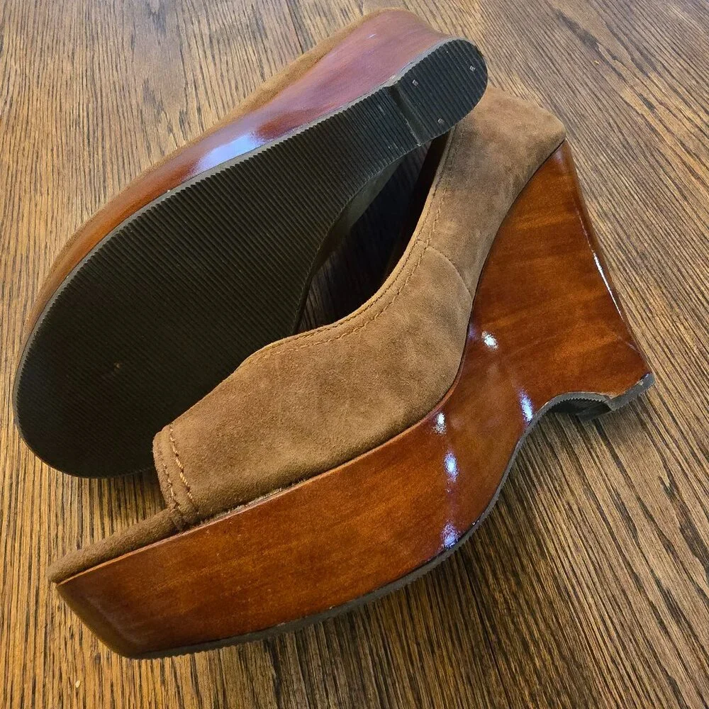 NWOT Wedge Platform Tan/Camel Suede Leather NINE WEST Sz 10